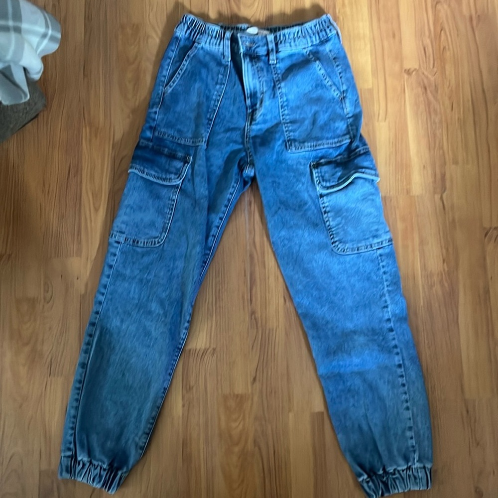 SO High Rise Mom Jeans with elastic waist and ankles size 3/26w